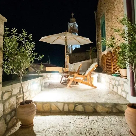 Luca'S Houses Chalki Town Exterior photo