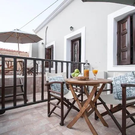 Luca'S Houses Chalki Town Exterior photo
