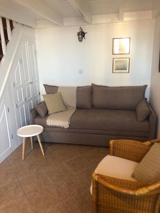 Luca's Appartement Chalki Town